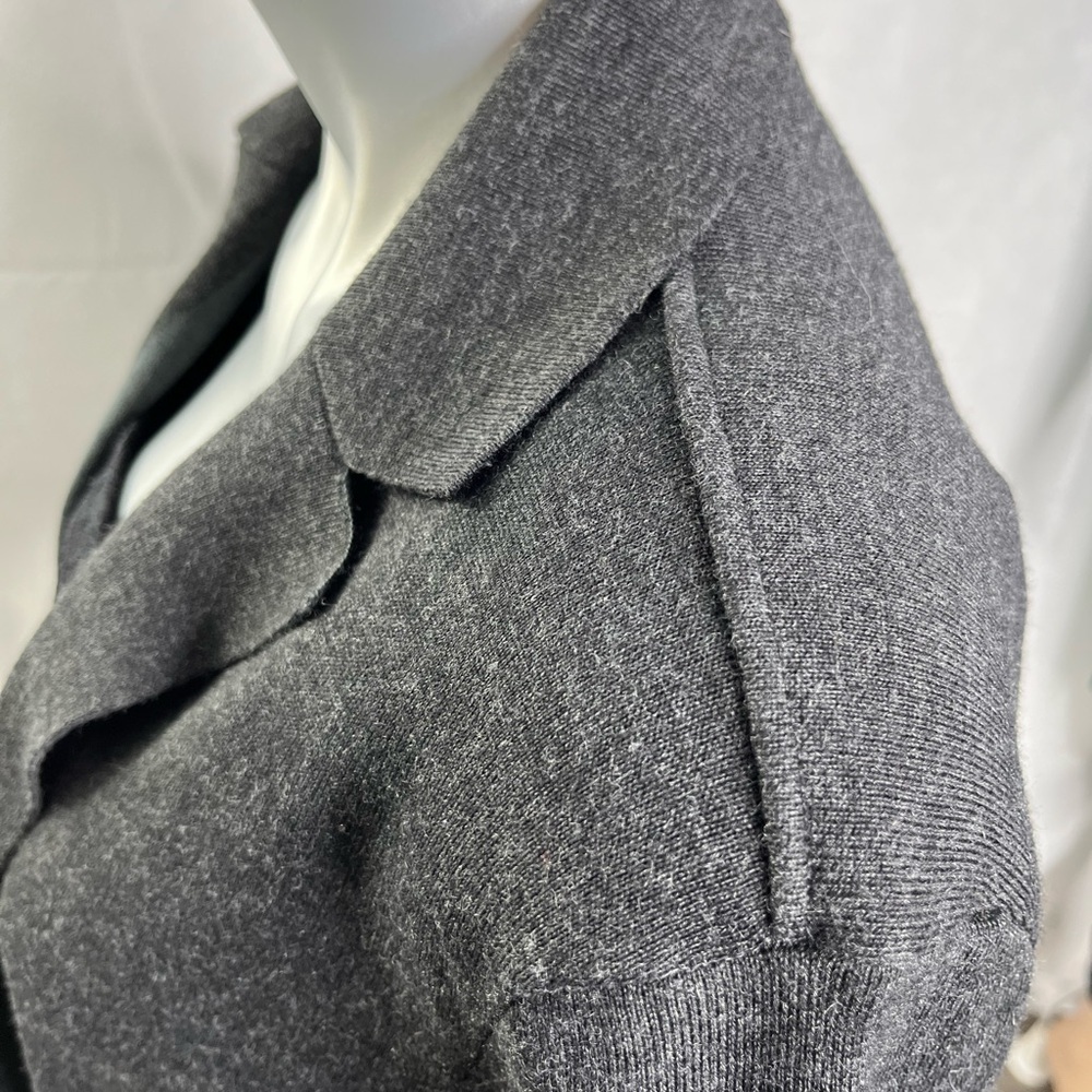 Woolen structured jacket cardigan in two shades of grey. Dark academia - Picture 3 of 8